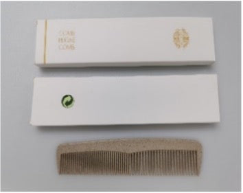 Connaissance Gold & White Green Comb in Paper Box - Suitality
